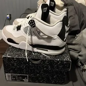 Jordan | Shoes | Jordan 4 Military Black Basically Ds A Few  display picture 3